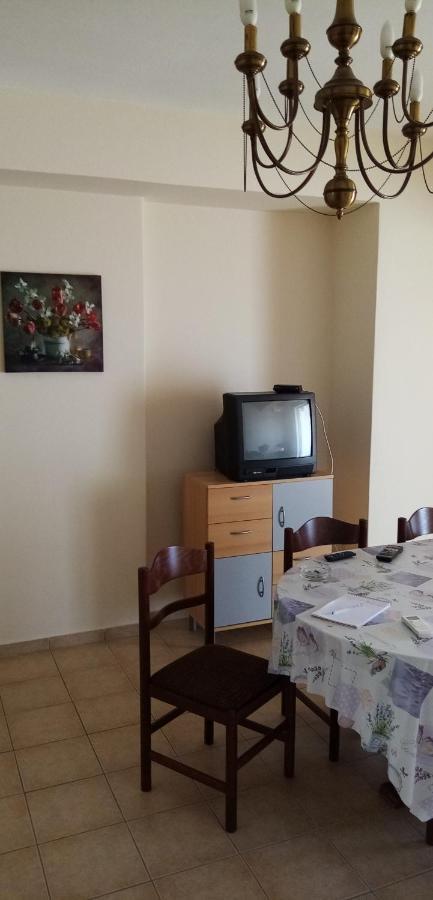 Γεώργιος Παπαϊωάννου Ενοικιαζόμενα Δωμάτια Khronia ภายนอก รูปภาพ