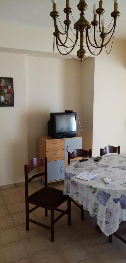 Γεώργιος Παπαϊωάννου Ενοικιαζόμενα Δωμάτια Khronia ภายนอก รูปภาพ